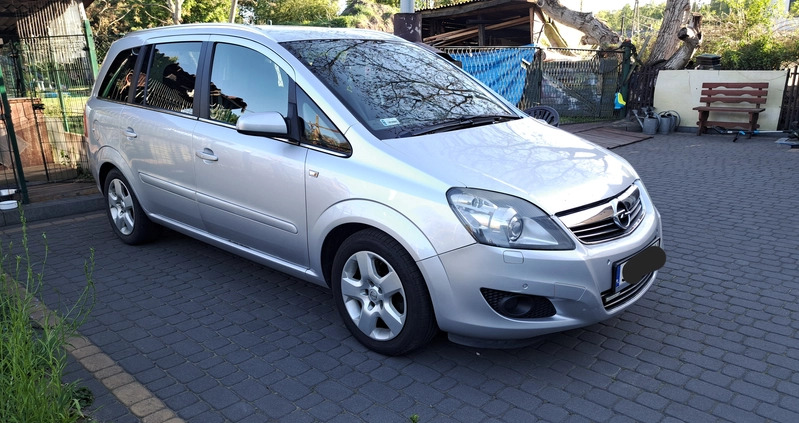 Opel Zafira cena 10000 przebieg: 254000, rok produkcji 2009 z Rybnik małe 277